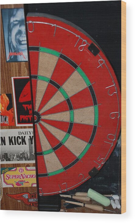 Macro Wood Print featuring the photograph The Dart Board #1 by Rob Hans