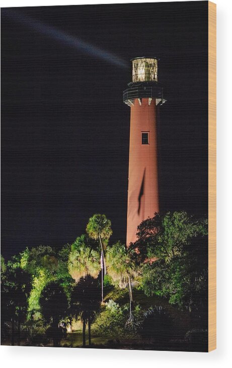 Jupiter Wood Print featuring the photograph Jupiter Lighthouse #4 by Christopher Perez
