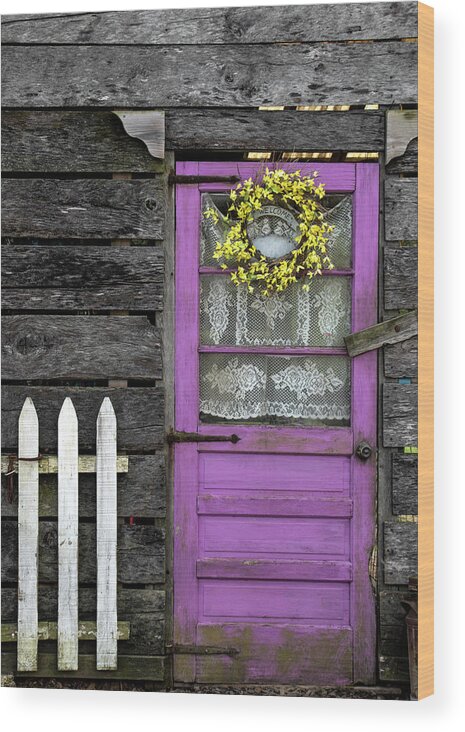 Cabin Wood Print featuring the photograph Welcome to the Farm by Holly Ross