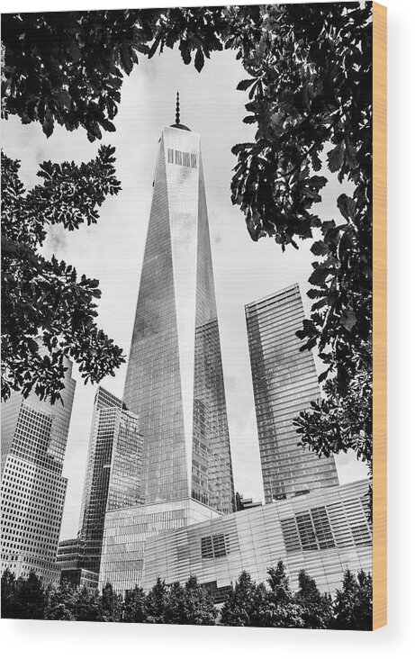 Estock Wood Print featuring the digital art Freedom Tower, Nyc #3 by Antonino Bartuccio