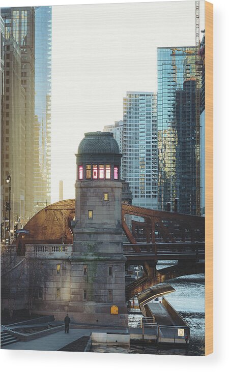 Chicago Wood Print featuring the photograph Into Gold by Nisah Cheatham