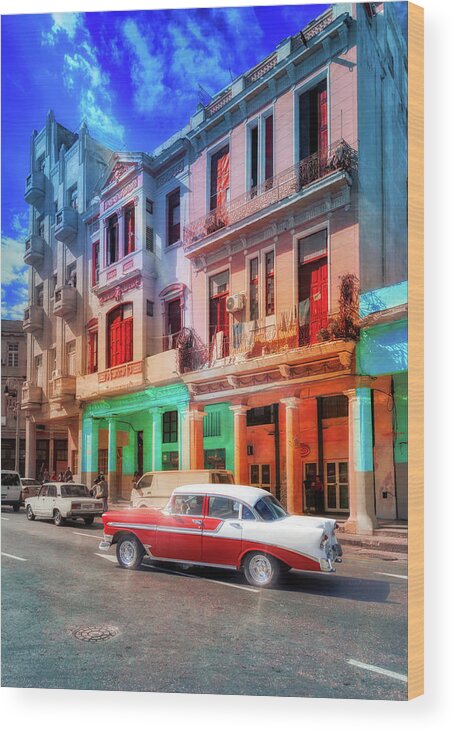 La Habana Wood Print featuring the photograph 1956 Chevy Bel Air and the black light by Micah Offman