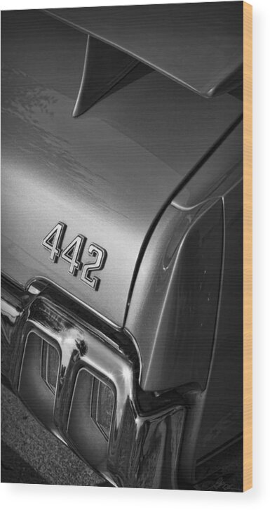 Oldsmobile Wood Print featuring the photograph 1970 Oldsmobile 442 W-30 by Gordon Dean II