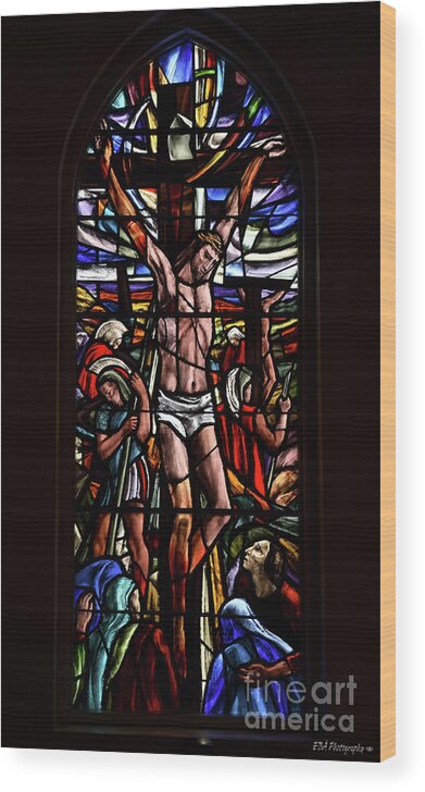 Crucifixion Wood Print featuring the photograph The Crucifixion by Elaine Berger