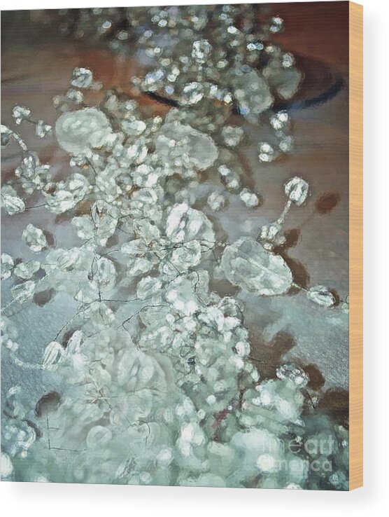 Glass Wood Print featuring the photograph Elegance by Gwyn Newcombe