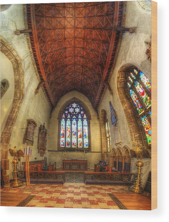 Yhun Suarez Wood Print featuring the photograph Loughborough Church - Altar Vertorama by Yhun Suarez