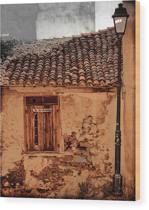 Thessaloniki Wood Print featuring the photograph Thessaloniki, Greece - Old House by Mark Forte