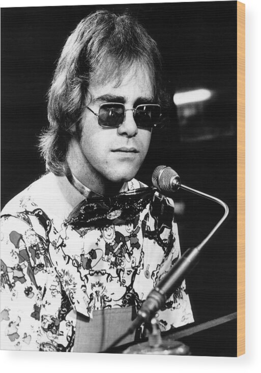 Elton John Wood Print featuring the photograph Elton John 1970 #1 by Chris Walter