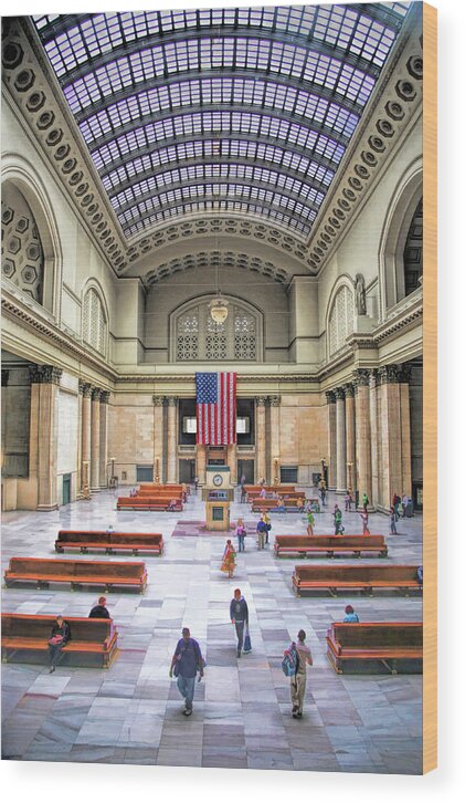 Chicago Wood Print featuring the painting Chicago Union Station Grand Hall by Christopher Arndt