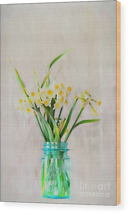 White Daffodil Wood Print featuring the photograph Spring in the Country by Benanne Stiens