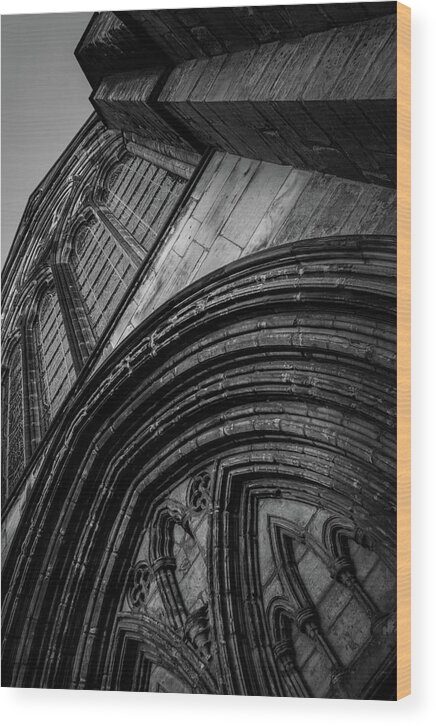 Glasgow Wood Print featuring the photograph Glasgow Cathedral by Rick Deacon