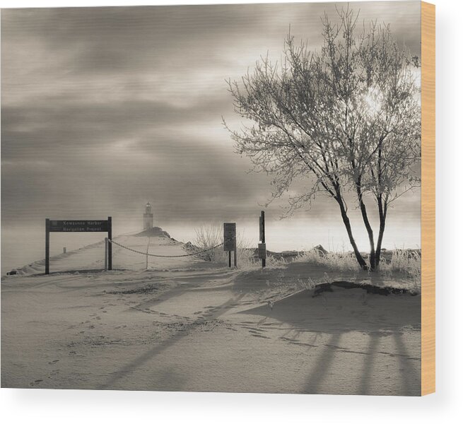 Lighthouse Wood Print featuring the photograph Sullenly by Bill Pevlor