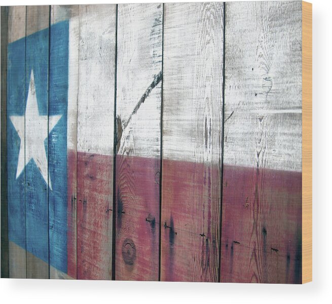 Star Shape Wood Print featuring the photograph Texas Flag by Lanier