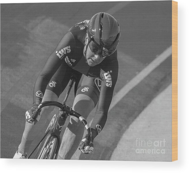 San Diego Wood Print featuring the photograph 200 Meter TT by Dusty Wynne