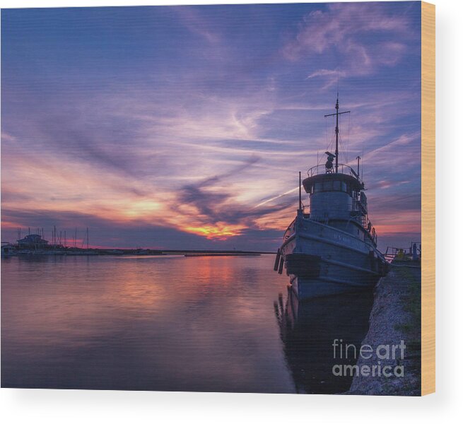 Water Wood Print featuring the photograph A Tugboat Sunset by Rod Best
