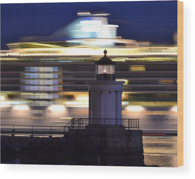 Bug Light Wood Print featuring the photograph Cruising By by Colleen Phaedra