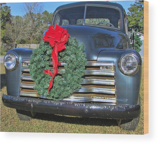 Victor Montgomery Wood Print featuring the photograph Chevy Christmas by Vic Montgomery