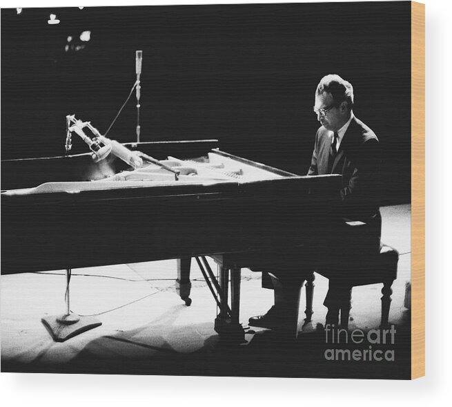 Dave Brubeck Wood Print featuring the photograph Dave Brubeck D231 by Dave Allen
