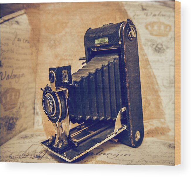 Vintage Camera Wood Print featuring the photograph Focused On The Past by Cynthia Wolfe