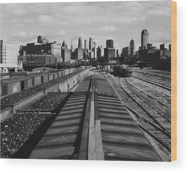 Chicago Wood Print featuring the photograph Freight Train Headed Away From Navy Pier by Chicago and North Western Historical Society