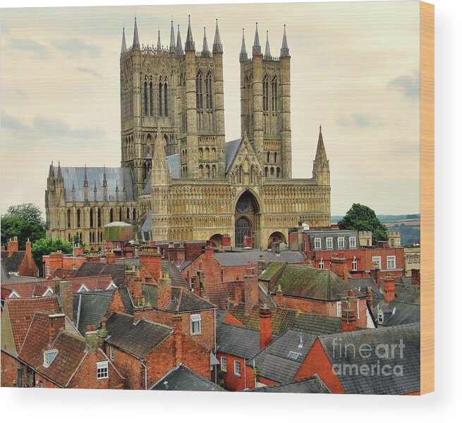 Lincoln Cathedral Wood Print featuring the photograph Lincoln Cathedral by Linsey Williams