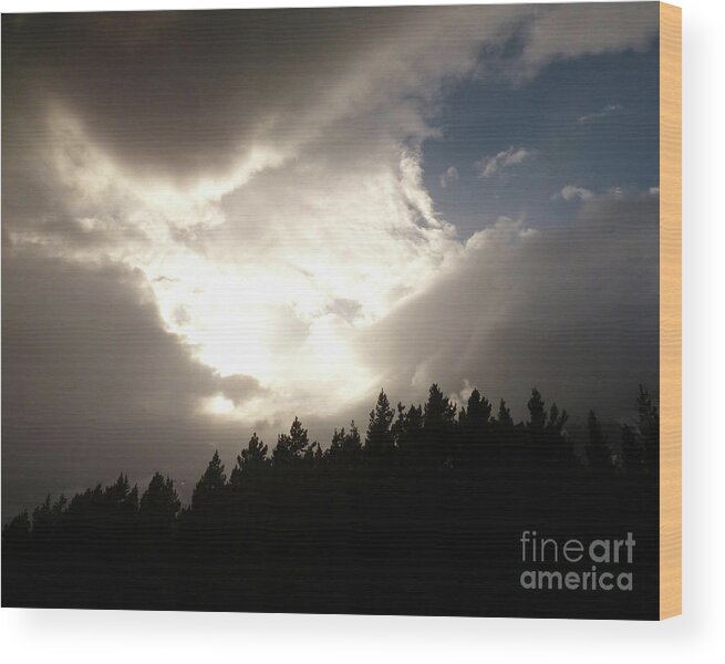 Montana Wood Print featuring the photograph Montana skyscape 2 by Paula Joy Welter