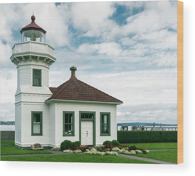 Lighthouse Wood Print featuring the photograph Mukilteo Lighthouse by Ed Clark