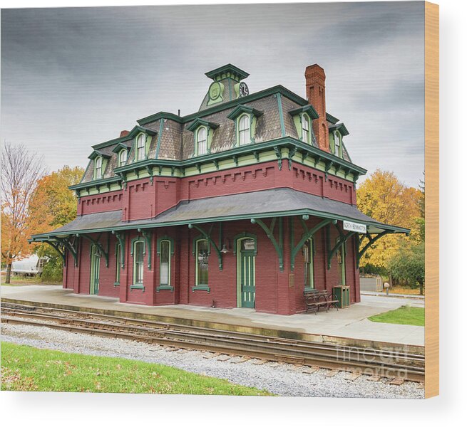 Vermont Wood Print featuring the photograph North Bennington Station by Phil Spitze