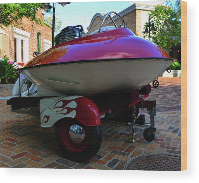 Saucer Boat Wood Print featuring the photograph Saucer boat by David Lee Thompson
