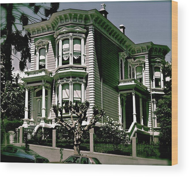 San Francisco Wood Print featuring the photograph The House On The Hill by Ira Shander