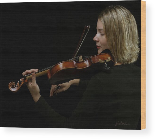 Violin Wood Print featuring the photograph The Soloist by Joseph G Holland