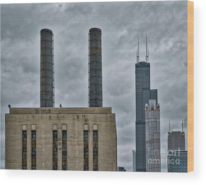 Chicago Wood Print featuring the photograph Union Station Power Plant by Izet Kapetanovic