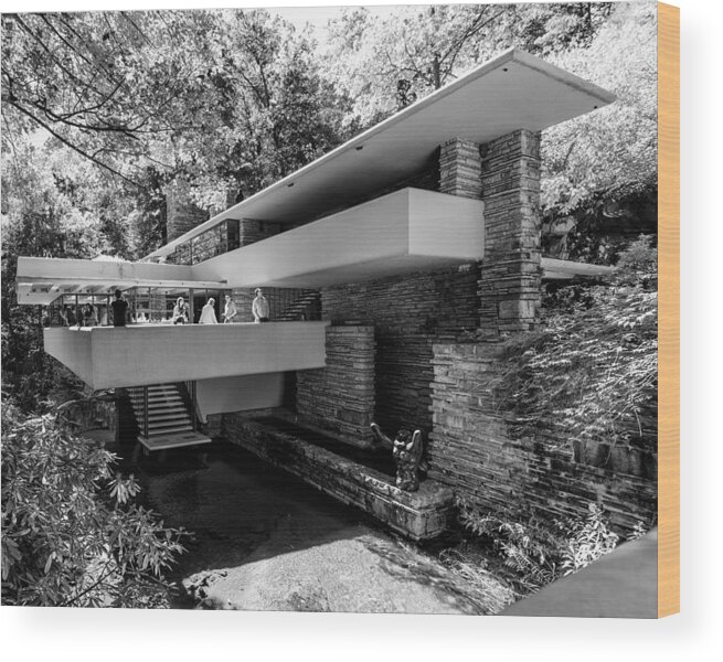 Architecture Wood Print featuring the photograph Visitors at Fallingwater by Stephen Russell Shilling