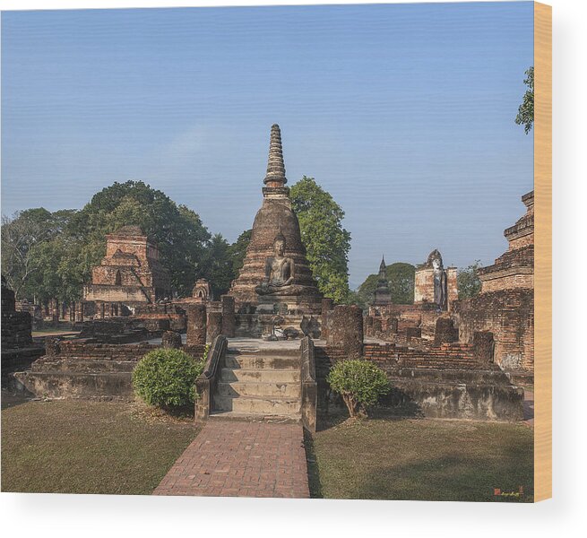 Temple Wood Print featuring the photograph Wat Mahathat Wihan and Chedi DTHST0022 by Gerry Gantt