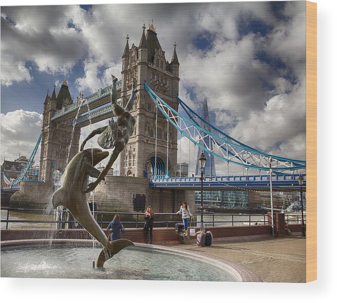England Wood Print featuring the photograph Whimsy at Tower Bridge by Leah Palmer
