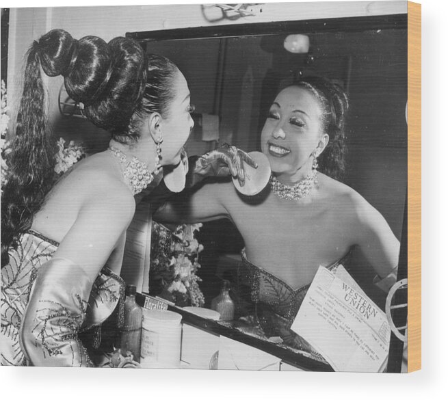 Singer Wood Print featuring the photograph Josephine Baker #1 by Hulton Archive
