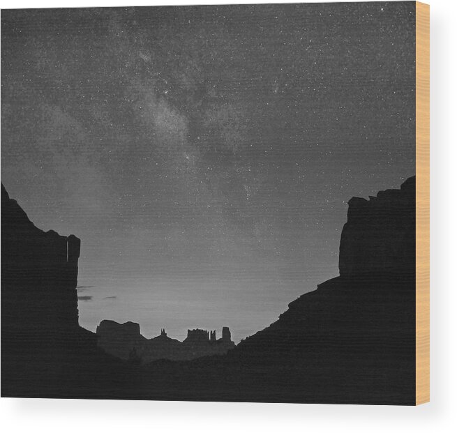 Disk1216 Wood Print featuring the photograph Moument Valley Night #1 by Tim Fitzharris