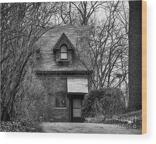 Mansions Wood Print featuring the digital art The Carriage House in Black And White #1 by Kirt Tisdale
