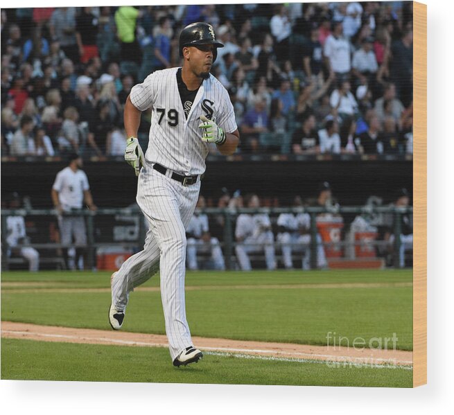 People Wood Print featuring the photograph Kansas City Royals V Chicago White Sox by David Banks