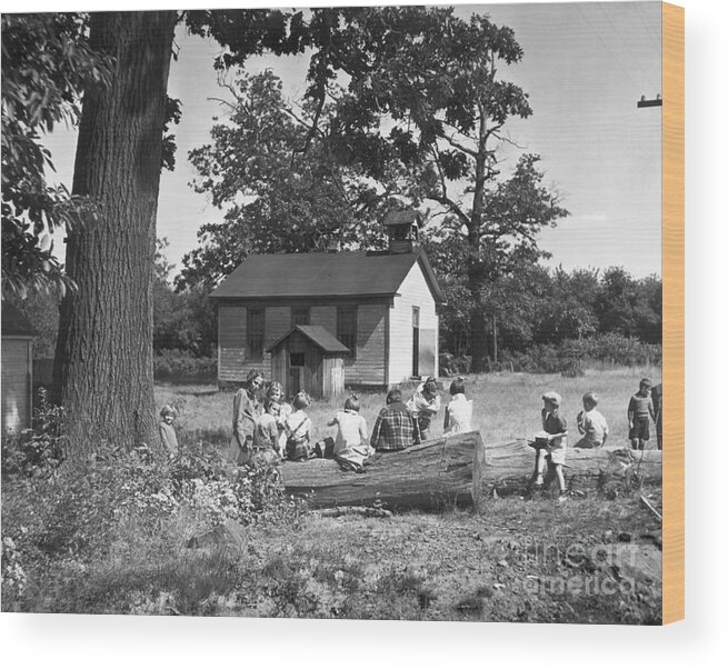 Scenics Wood Print featuring the photograph Children Eating Lunch Outside School by Bettmann