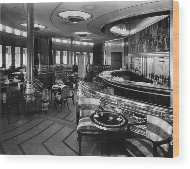 1930-1939 Wood Print featuring the photograph Cocktail Lounge by Topical Press Agency