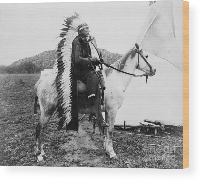 People Wood Print featuring the photograph Comanche Chief Quanna Parker On Horse by Bettmann