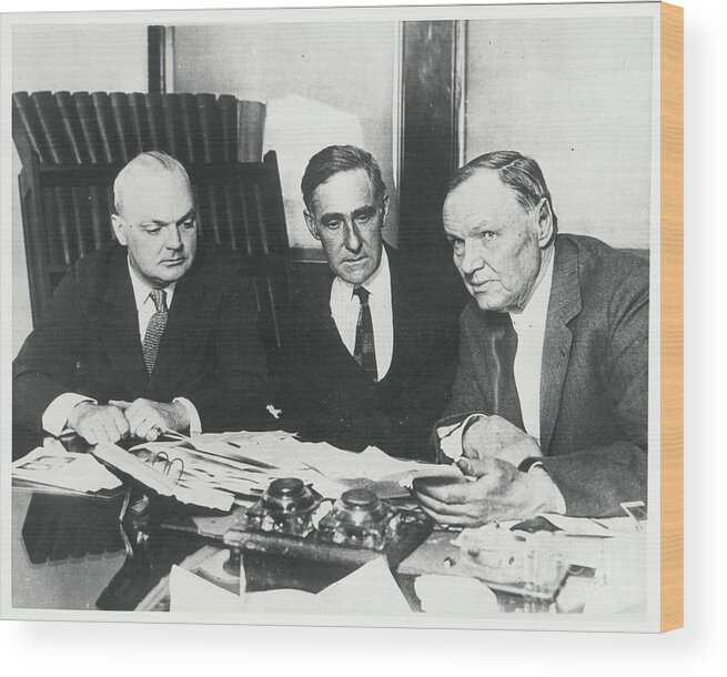 People Wood Print featuring the photograph Dudley Field Malone With Clarence Darrow by Bettmann