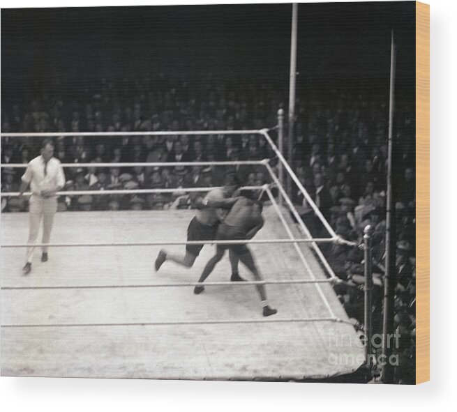 Crowd Of People Wood Print featuring the photograph Harry Wills Boxing Luis Firpo by Bettmann