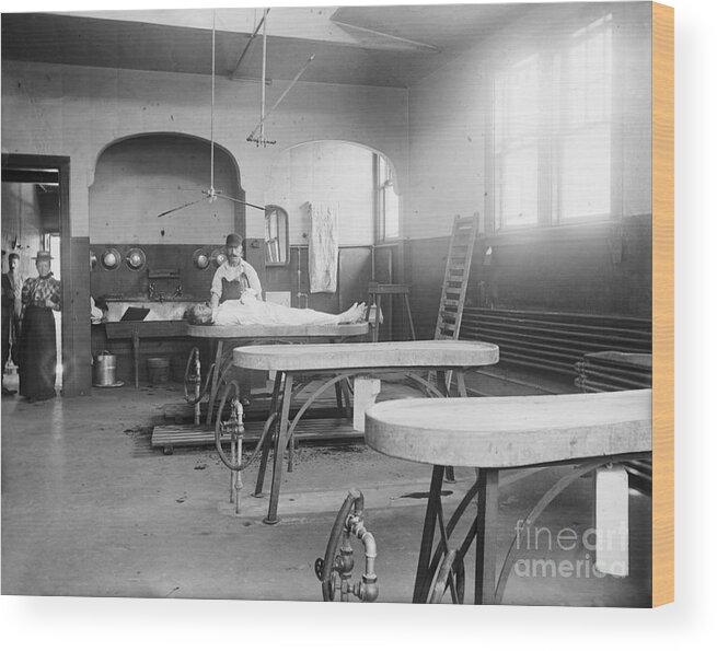 People Wood Print featuring the photograph Interior Of Morgue At Bellvue Hospital by Bettmann