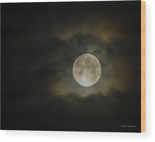 Lakeexpo Wood Print featuring the photograph Ozark Moon 1 by Al Griffin