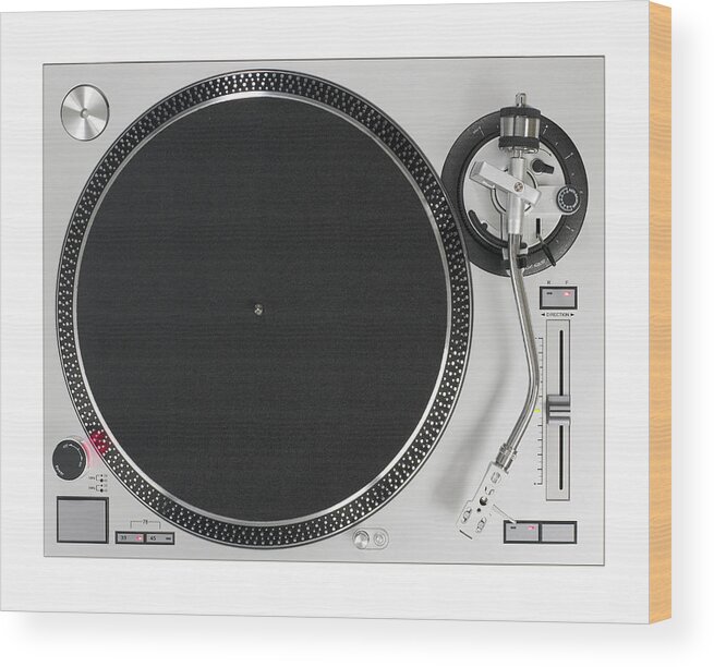 White Background Wood Print featuring the photograph Silver Turntable by Tony Cordoza