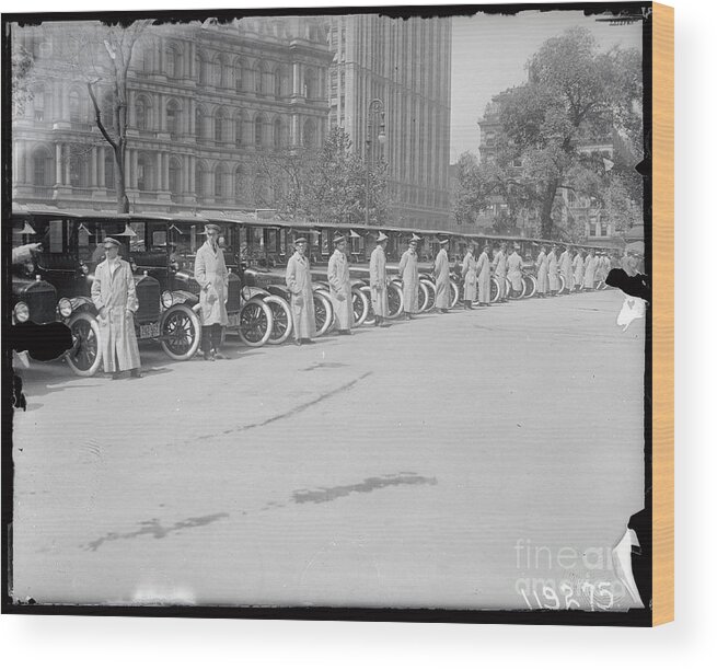 People Wood Print featuring the photograph Taxis Waiting Outside Of City Hall by Bettmann