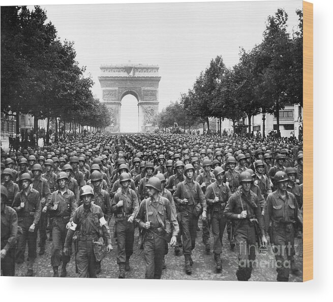 Marching Wood Print featuring the photograph U.s. Troops Marching On Champs-elysees by Bettmann