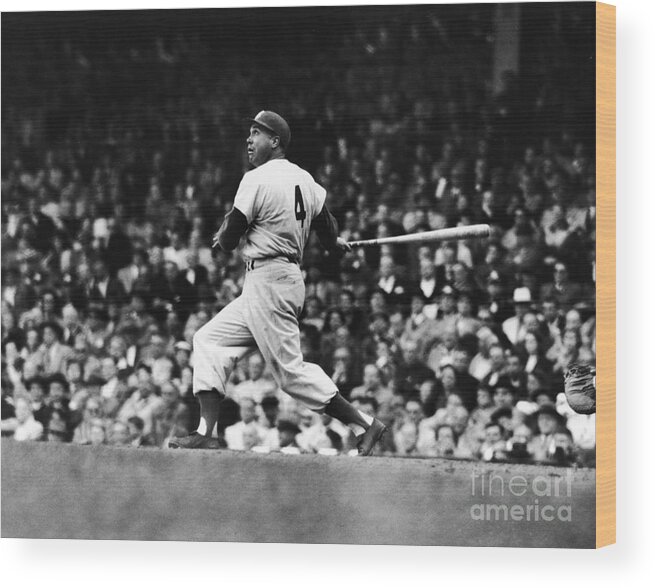 Following Wood Print featuring the photograph Duke Snider by Robert Riger